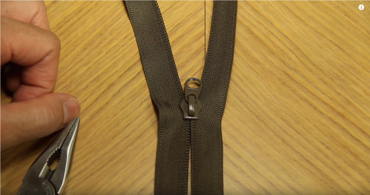 Have you got a broken zipper? With this simple trick you'll be able to