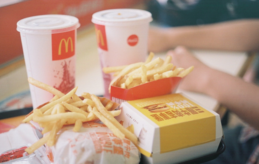 This is why you should never order a hamburger with a pickle at McDonald's!