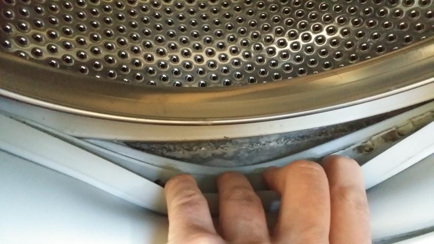 Do your clothes smell when you've just washed them? THIS is why and how