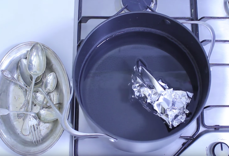 Wow this is why smart people put a ball of aluminium foil in a pot of
